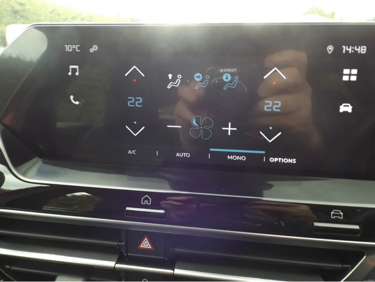 Citroen C4 FEEL BLUEHDI 110 MY22.3 4DR - Image 3