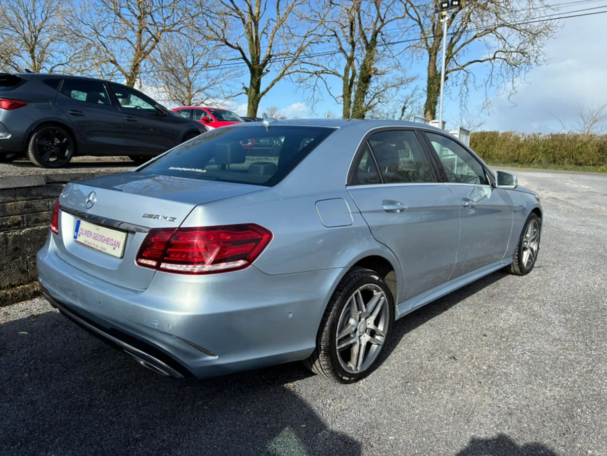 Mercedes-Benz E-Class E220 CDI AMG SPORT AUTO (LOW - Image 2