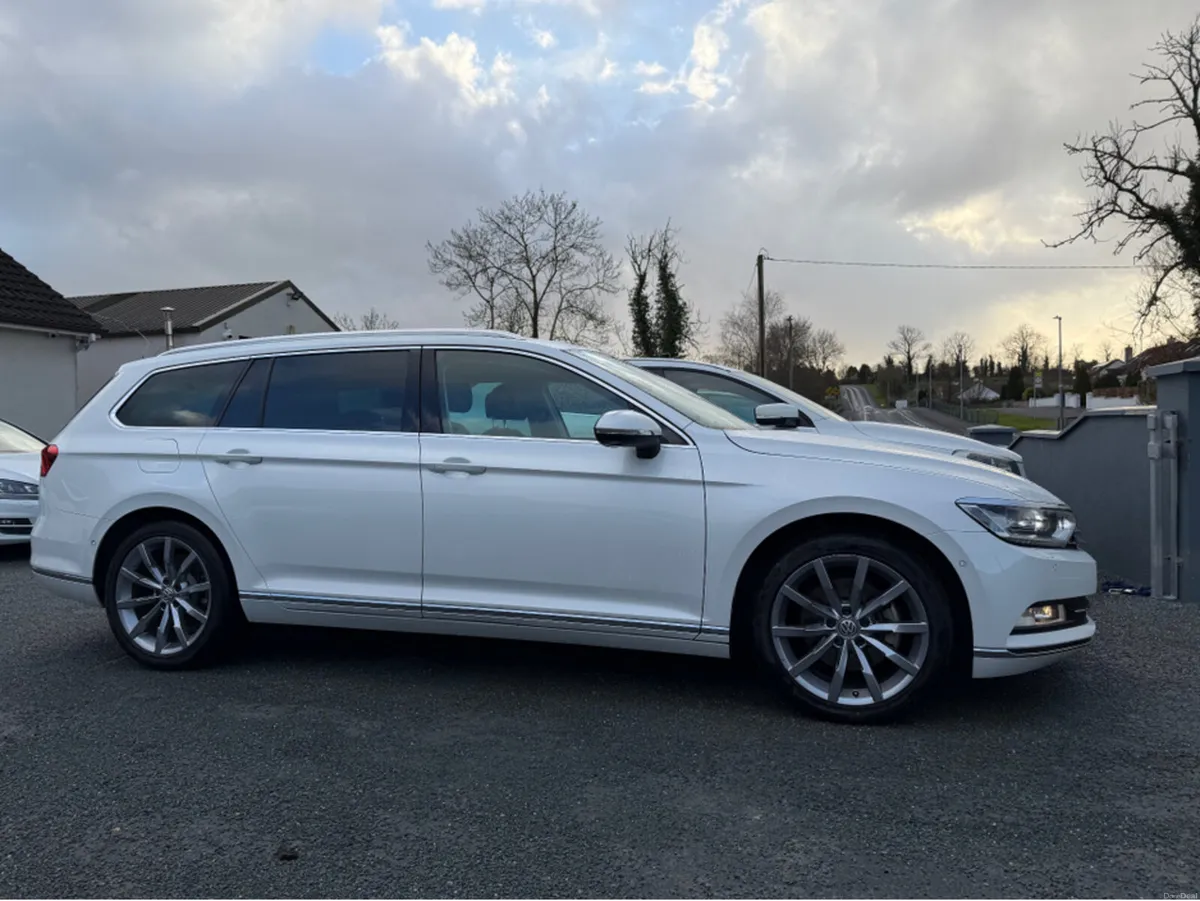 Volkswagen Passat 2.0 TDI HIGHLINE PREMIUM PLUS 19 - Image 4