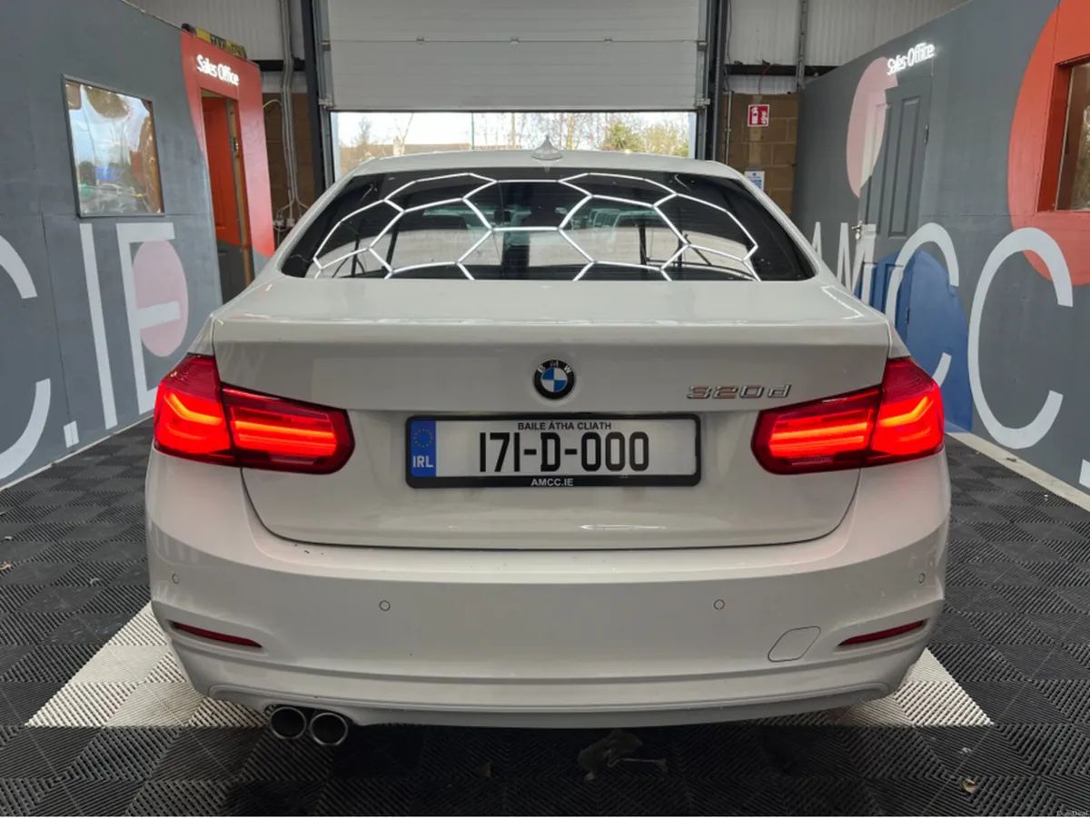 BMW 3-Series 2017 BMW 320D 2.0 AUTOMATIC / CRUISE - Image 3