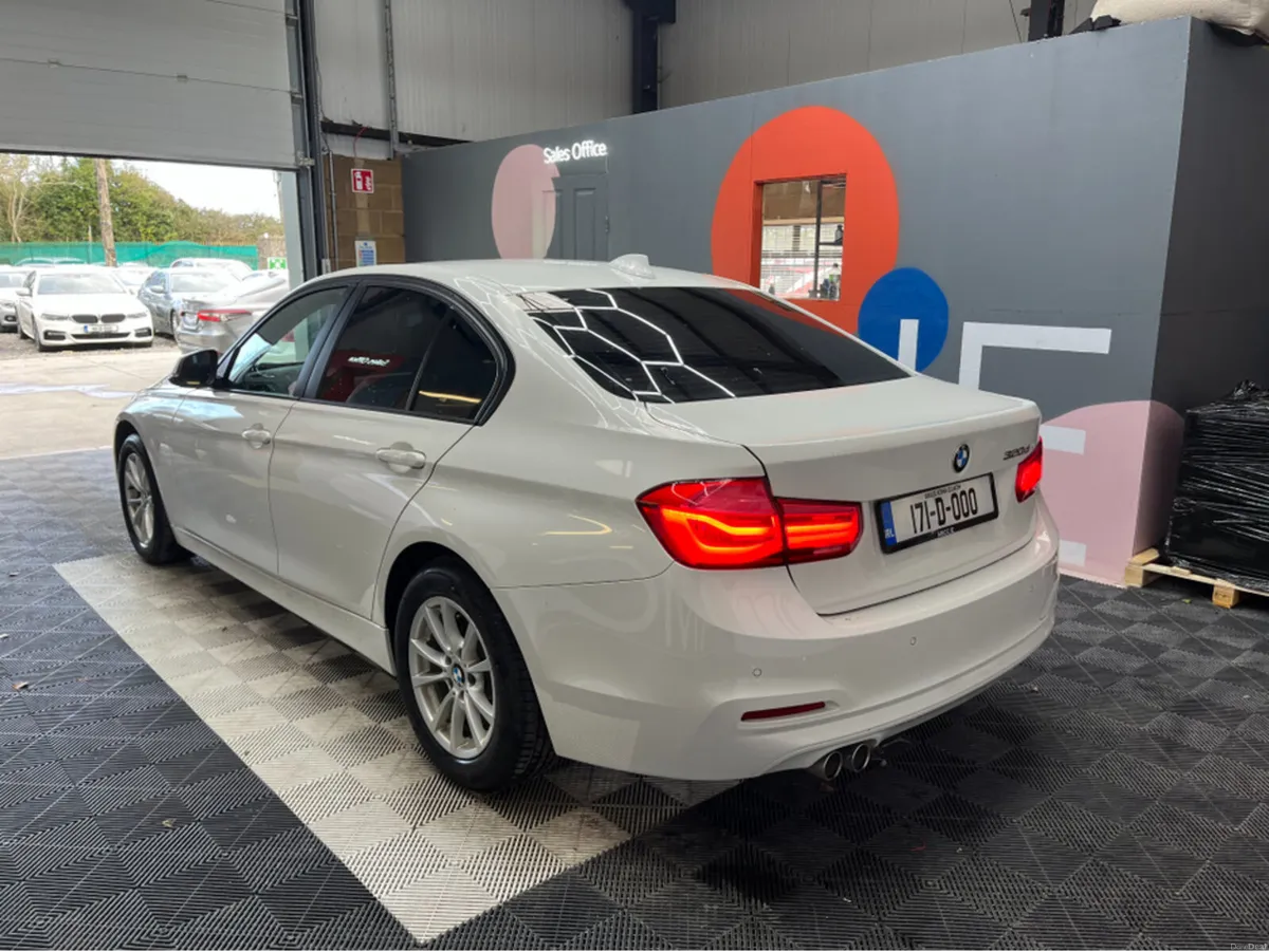 BMW 3-Series 2017 BMW 320D 2.0 AUTOMATIC / CRUISE - Image 4