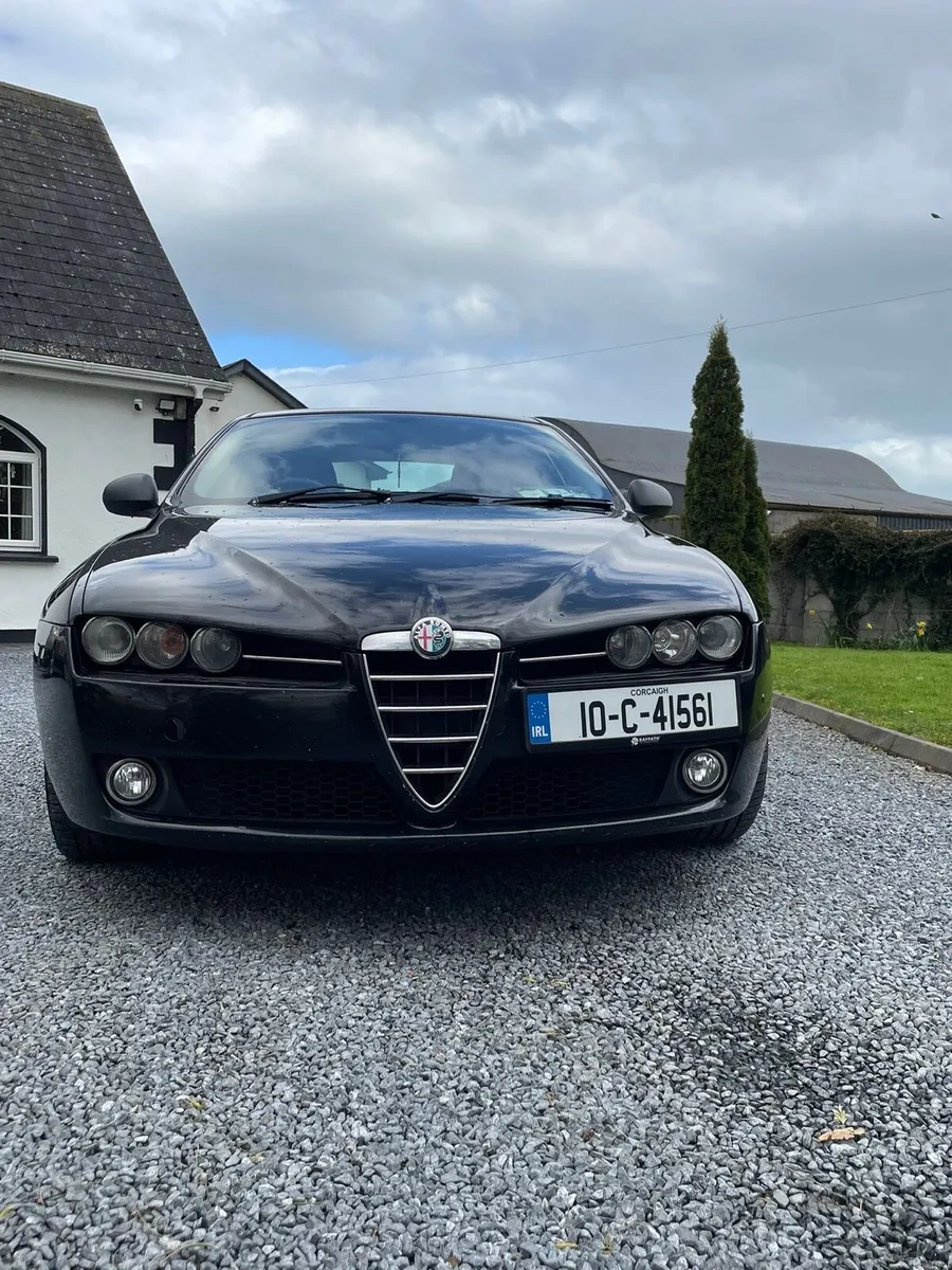 Alfa Romeo 159 - Image 1