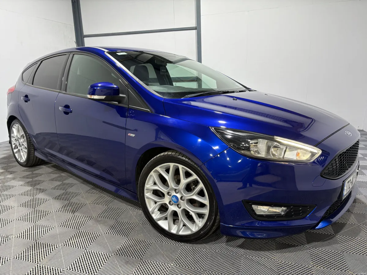 2017 Ford Focus ST Line 1.5 TDCi 120 Bhp - Image 3