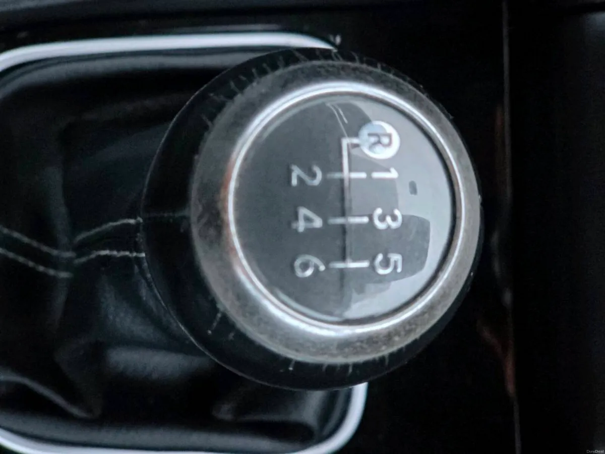 Toyota corolla D-4D 1.4L 14950€ - Image 4