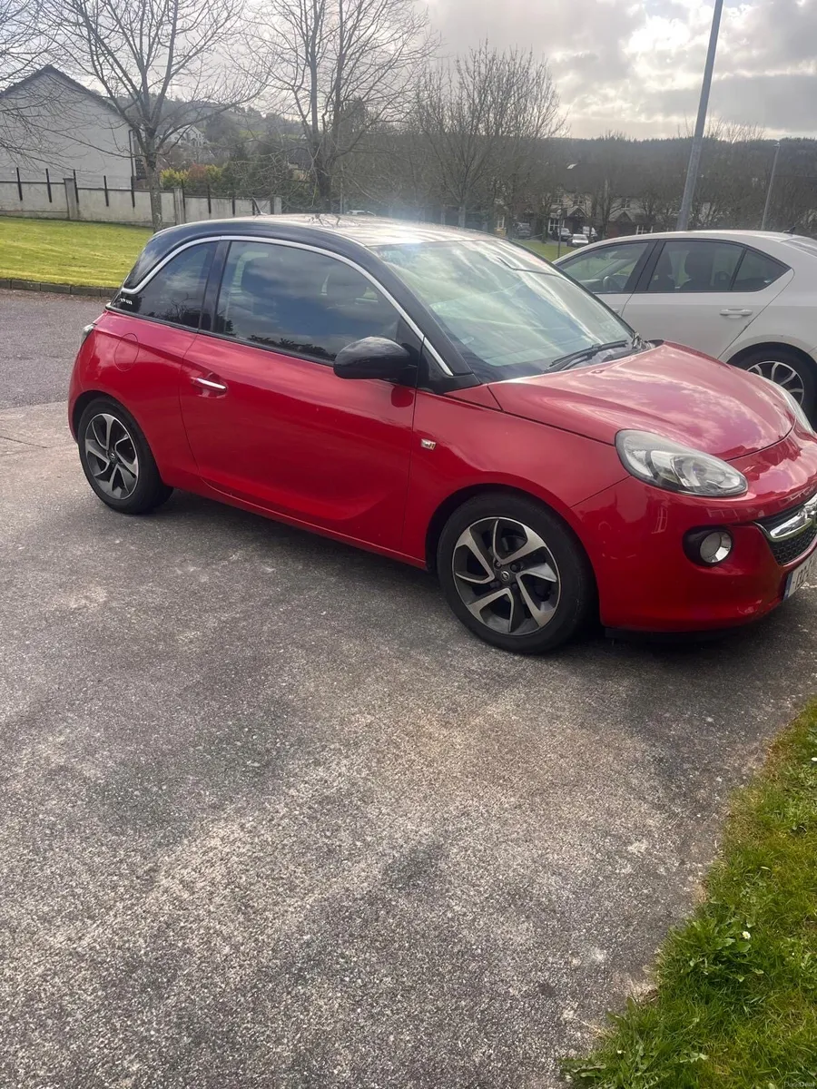 Opel Adam - Image 1