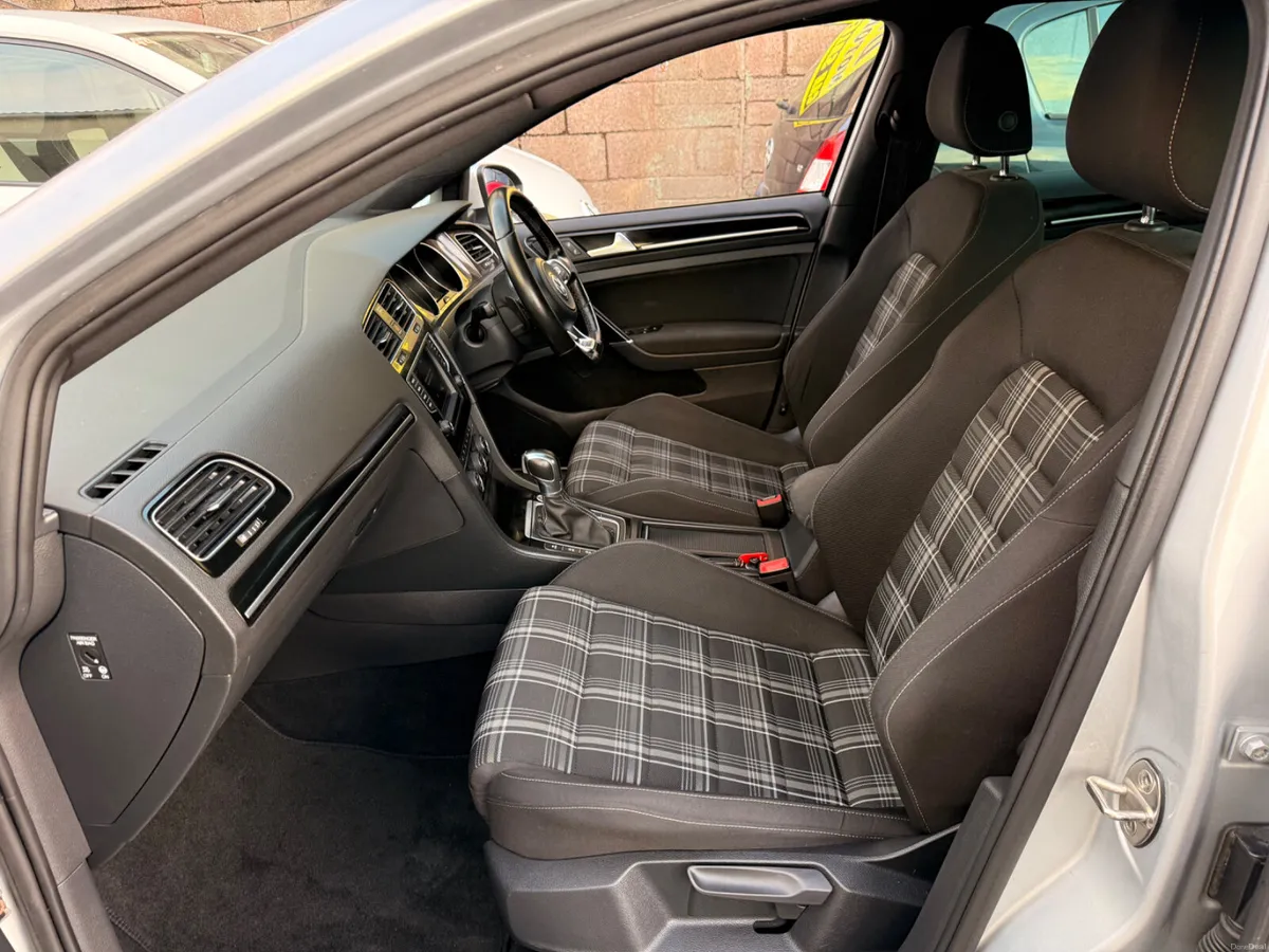 Volkswagen Golf GTD  2016 Automatic - Image 5
