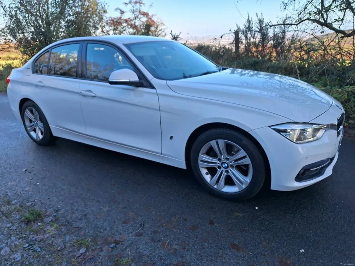 BMW*2.0 Petrol*Hybrid*Automatic* - Image 2