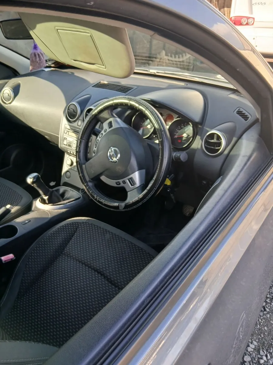 Nissan Qashqai 2008 - Image 2