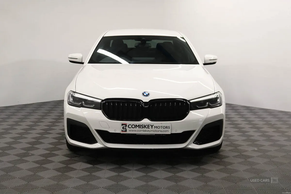 BMW 5-Series 530e M Sport - Image 2