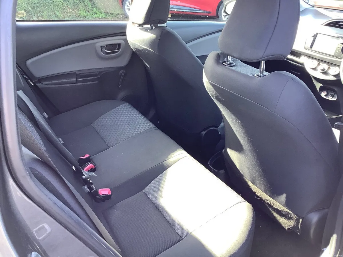 2015 Toyota Yaris 1.0 manual…NCT…LOW MILES - Image 3