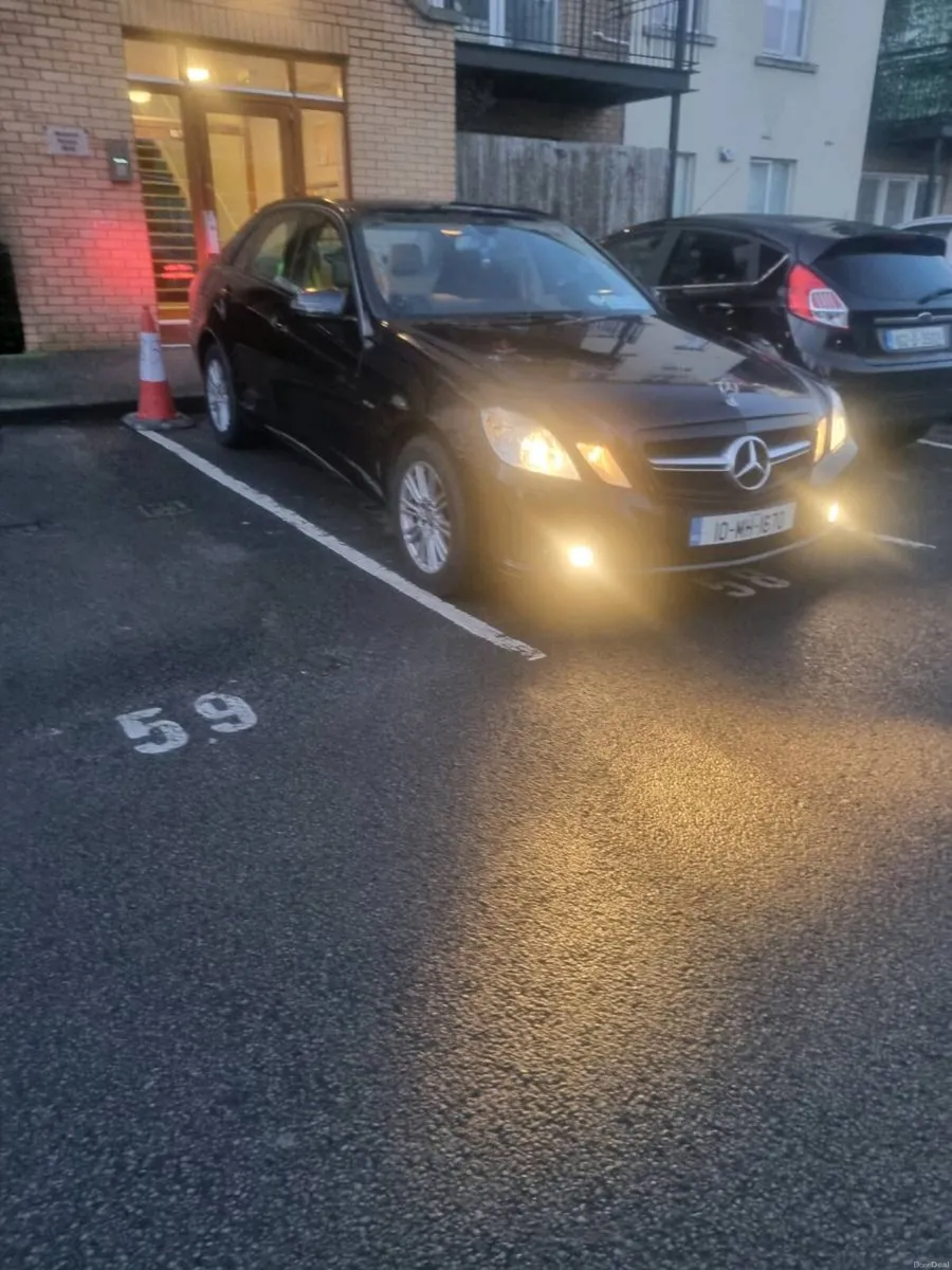 Mercedes w212 2010 2.2 automatic gearbox diesel - Image 1