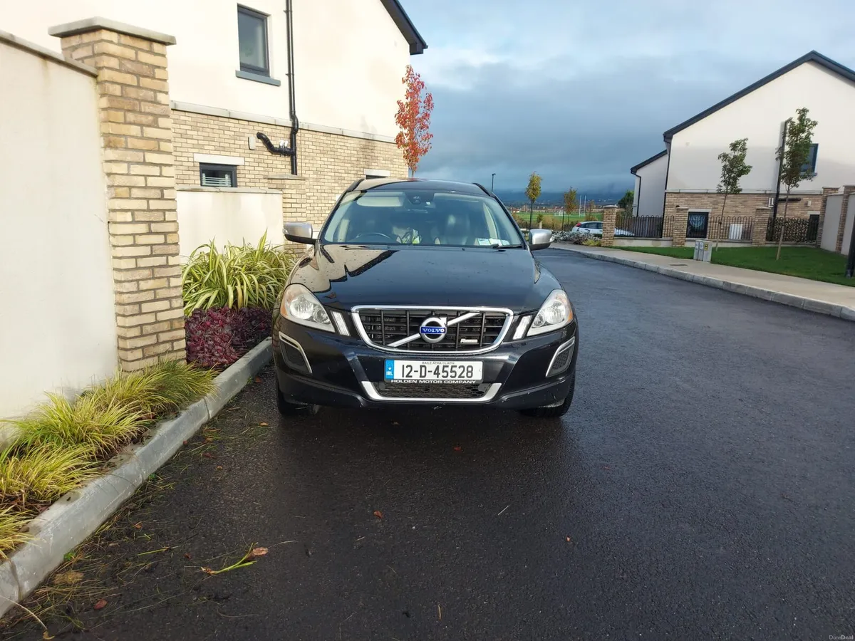 Volvo XC60 2.0 Drive R-design D3 163HP 5D, 2012 - Image 3