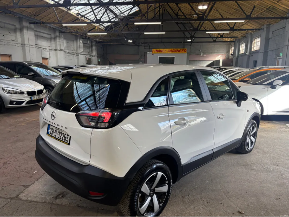 Opel Crossland SC-1.2 110PS -PET- -PET-6SP 5DR X - Image 3