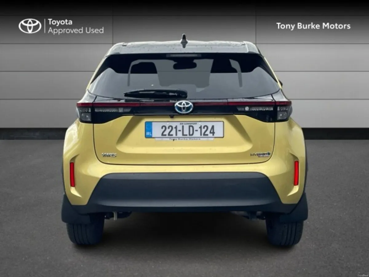 Toyota Yaris Cross LunaSport - BiTone - 1.5 Hybrid - Image 5