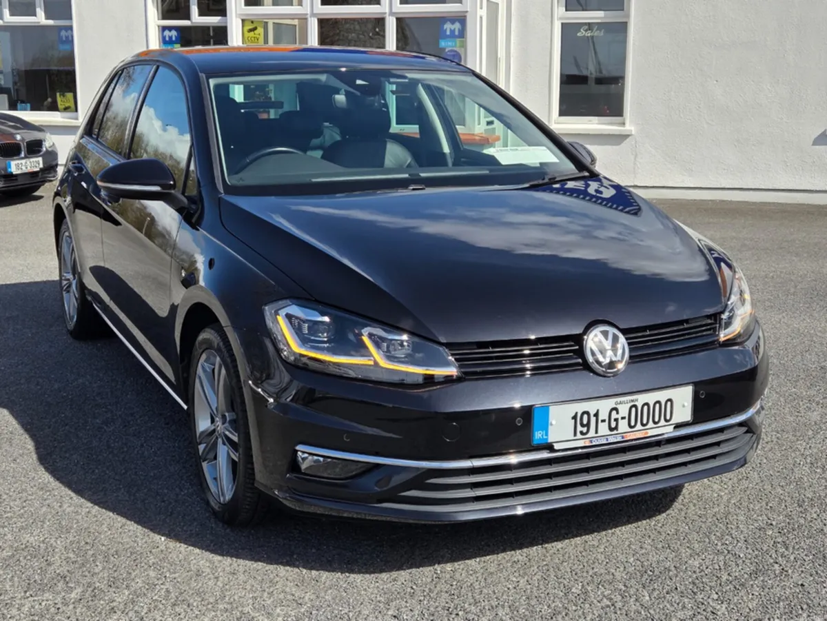 Volkswagen Golf 2.0 D Auto 150Bhp Highline with le - Image 2