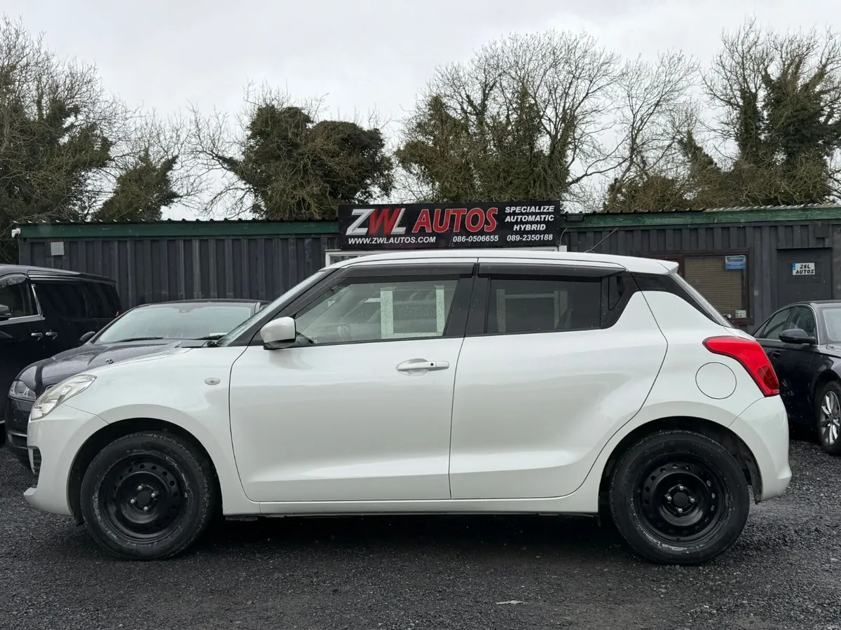 19 Suzuki Swift 1.2 - Image 4