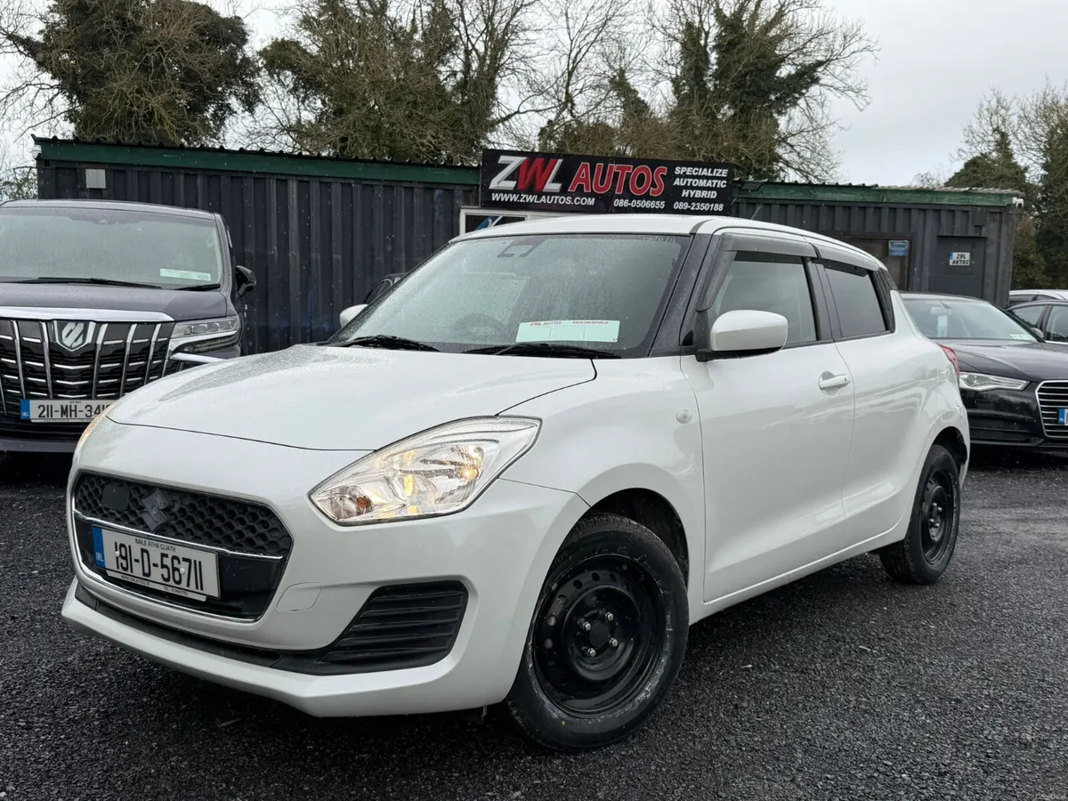 19 Suzuki Swift 1.2 - Image 1