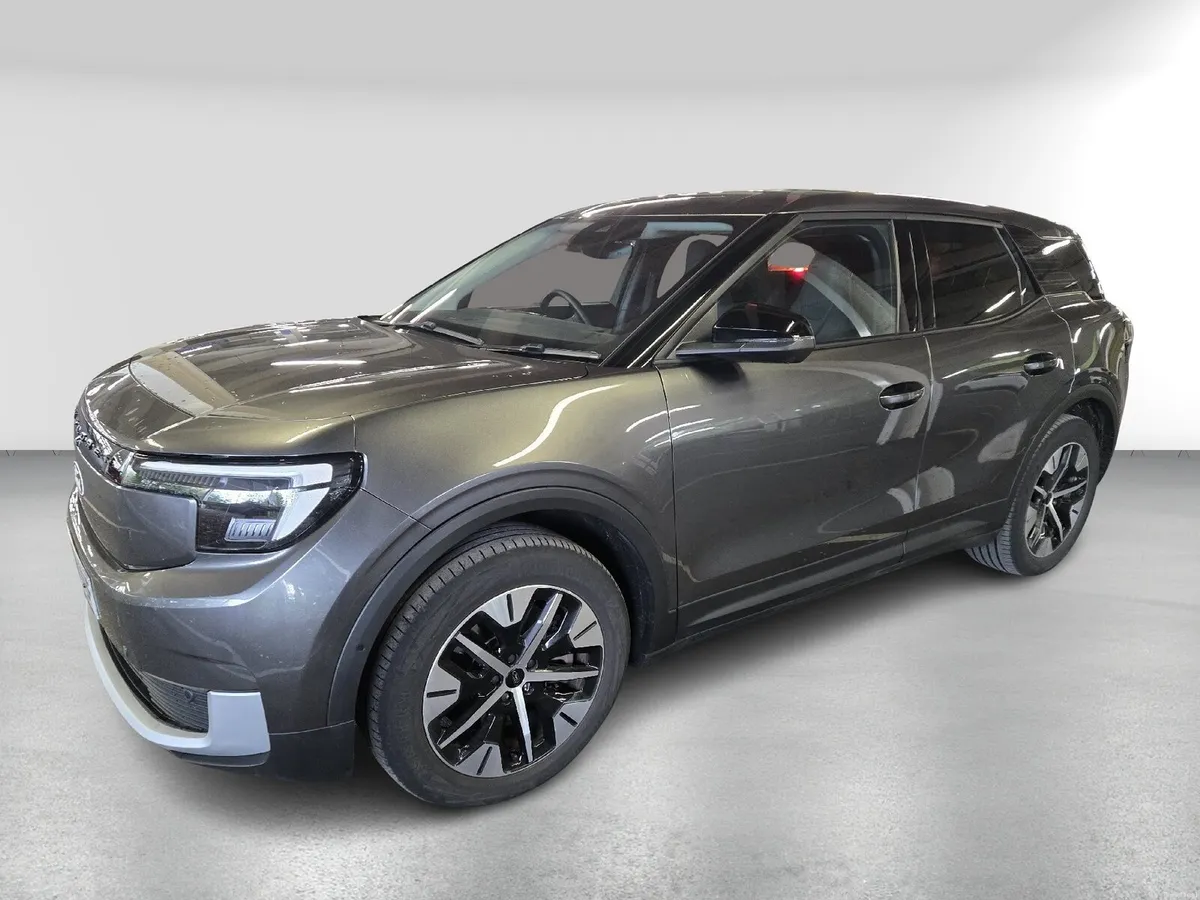 Ford Explorer 2024 Select with Driver Package - Image 2