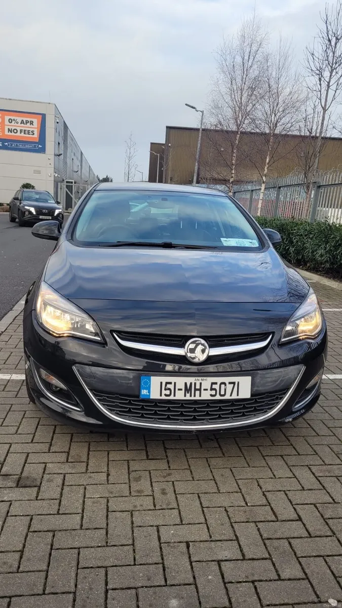 Vauxhall Astra 2015 - Image 2
