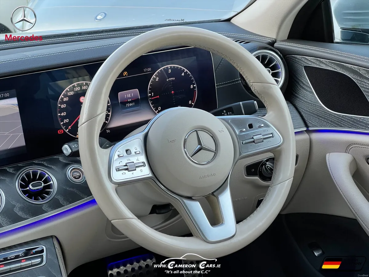 MERCEDES BENZ CLS300d AMG LINE BEST AVAILABLE - Image 5