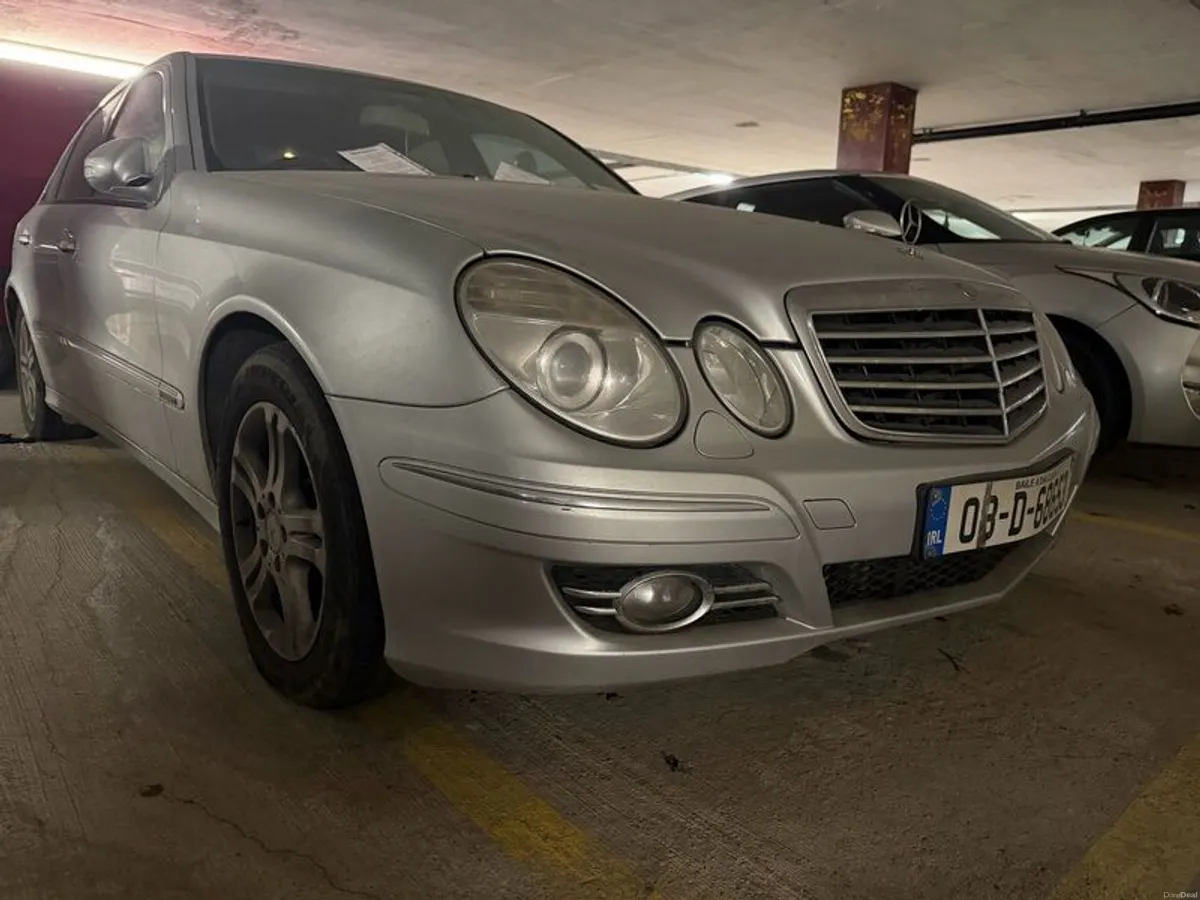 2008 Mercedes-benz E-class - Image 3