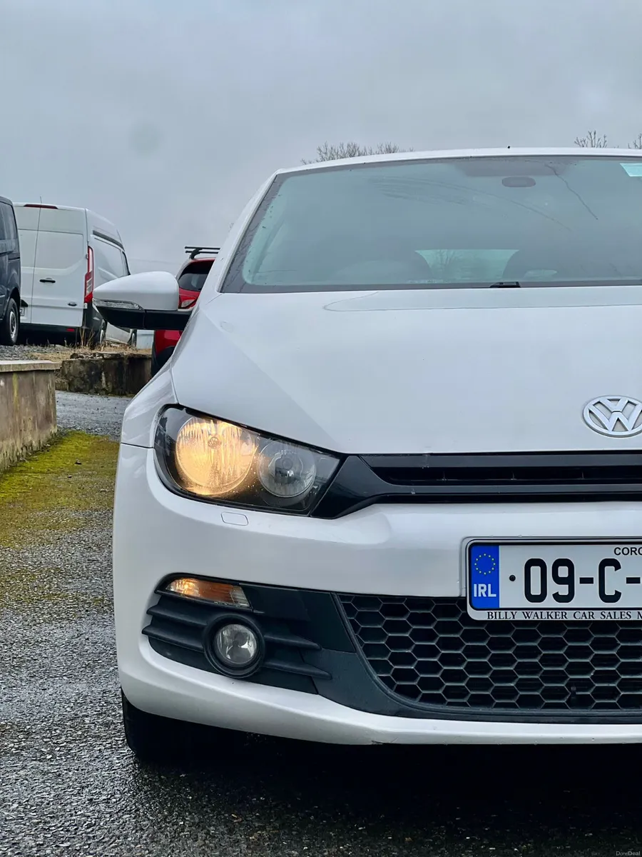 Volkswagen Scirocco 2009 - Image 4