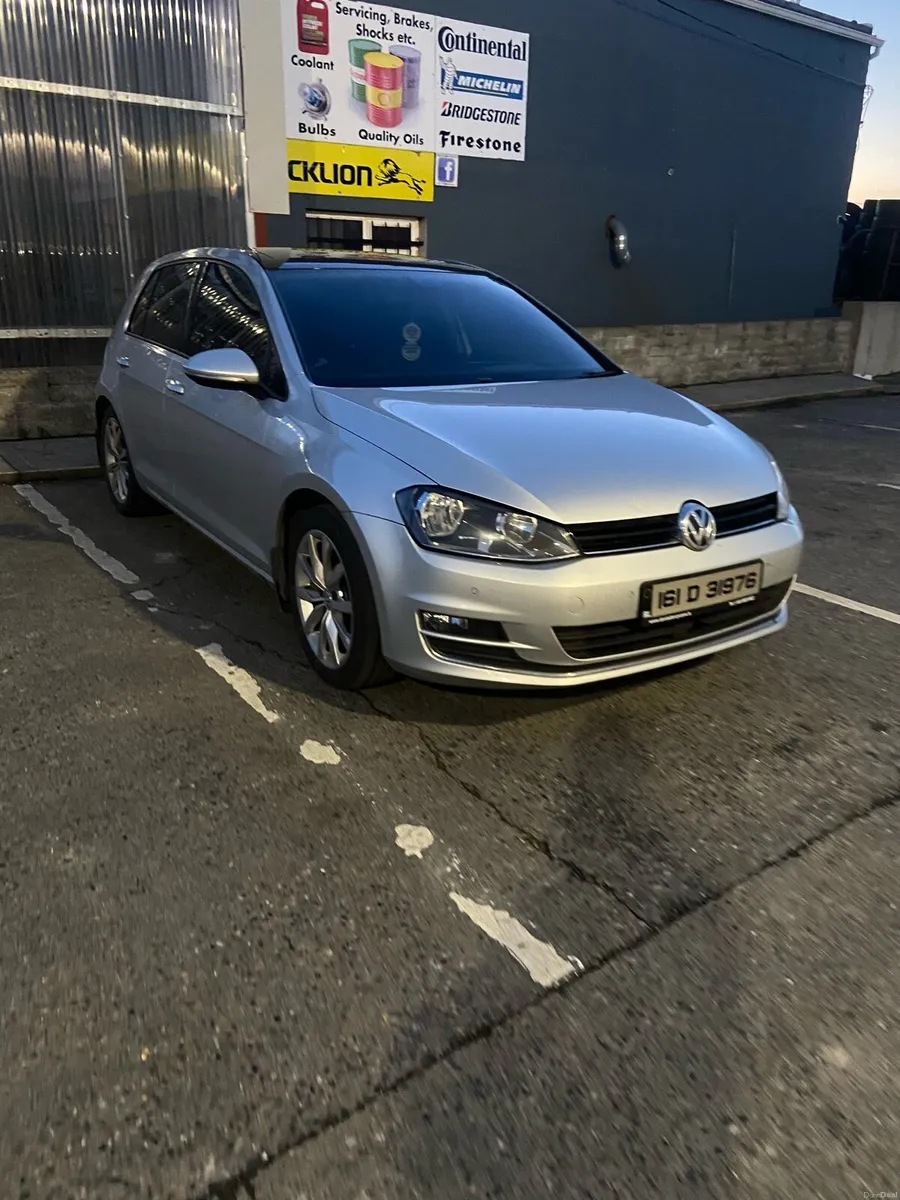 VW golf 1.6L TDI Bluemotion Pan-roof - Image 2
