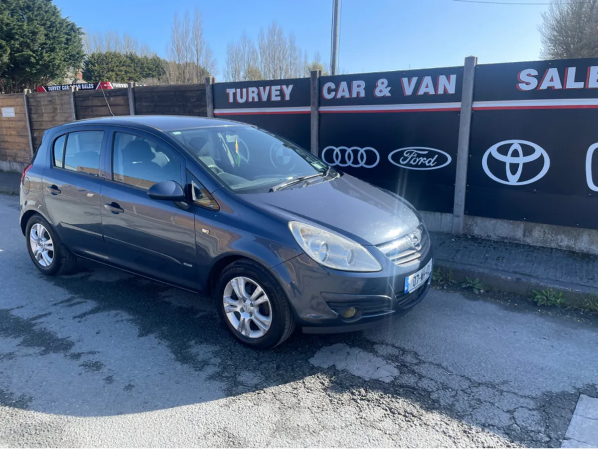 Opel Corsa CLUB 1.2I 16V 5DR - Image 2