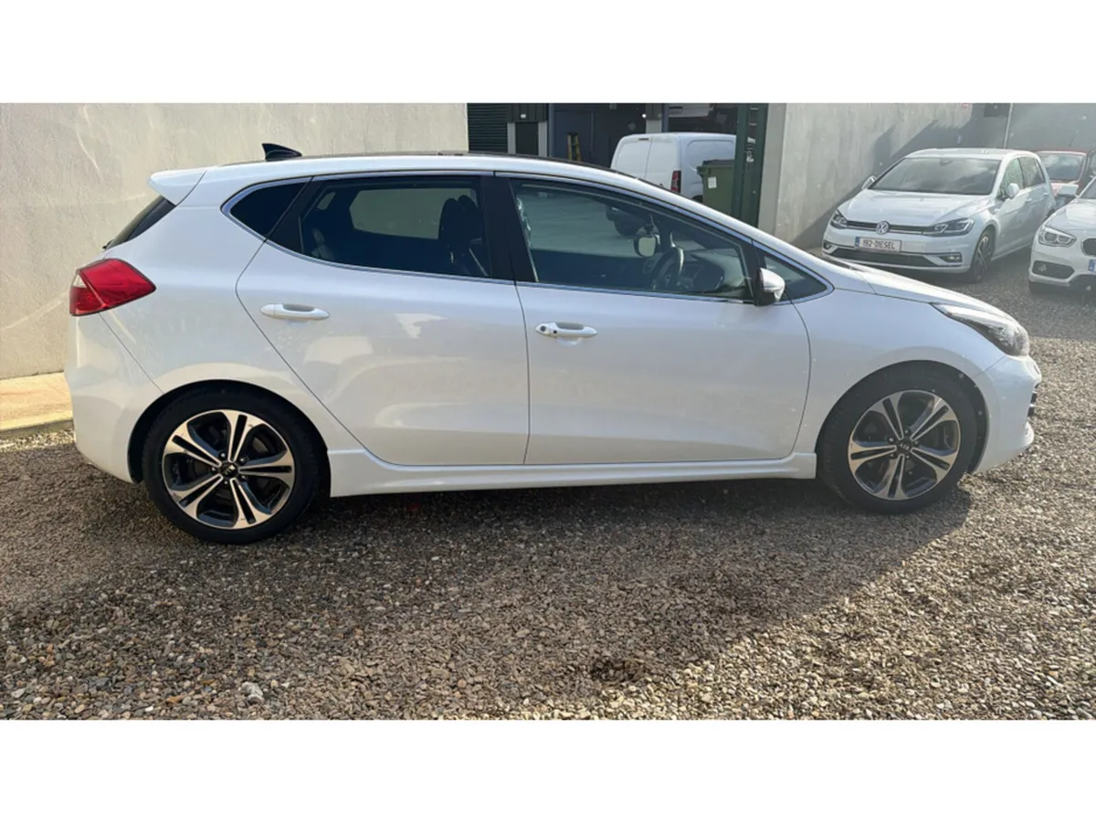 Kia Ceed GT-LINE S ISG CRDI - Image 4