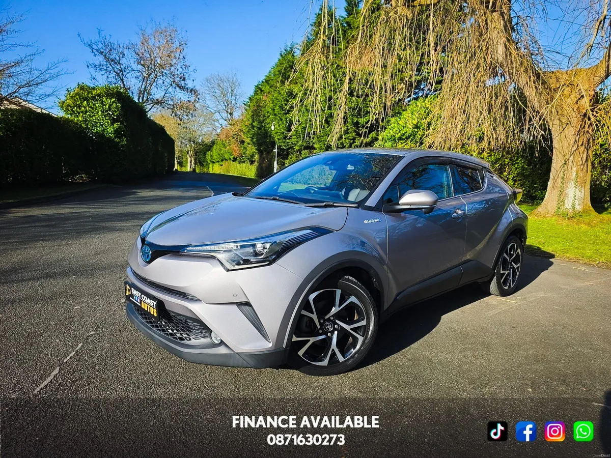 2017 Toyota C-HR 1.8 HYBRID SOL - Image 1