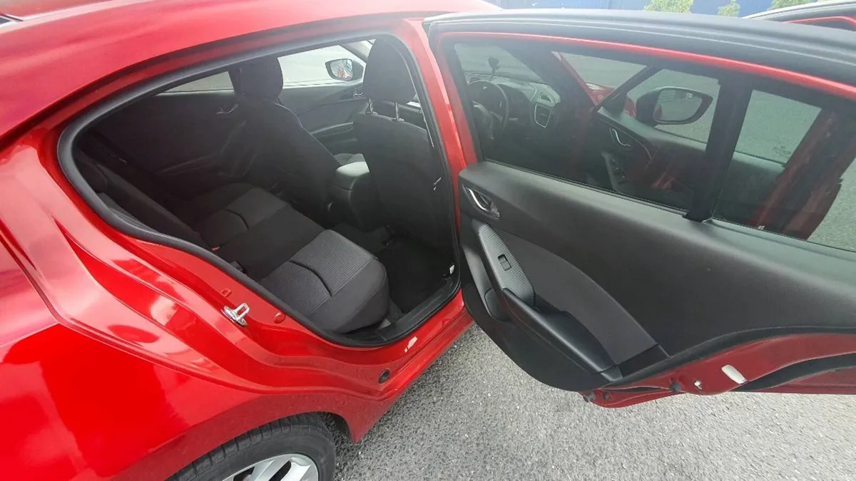 Mazda Mazda3 2016 - Image 4