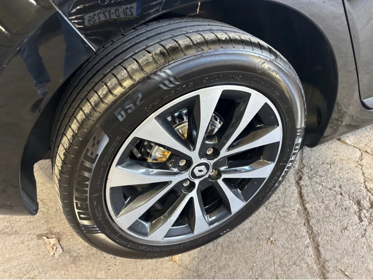 Renault Clio EQUILIBRE TCE 90 MY22.5 5 5DR - Image 3