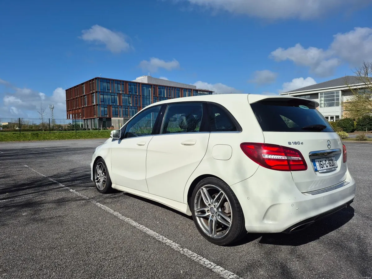 Mercedes-Benz B-Class 2016 - Image 1