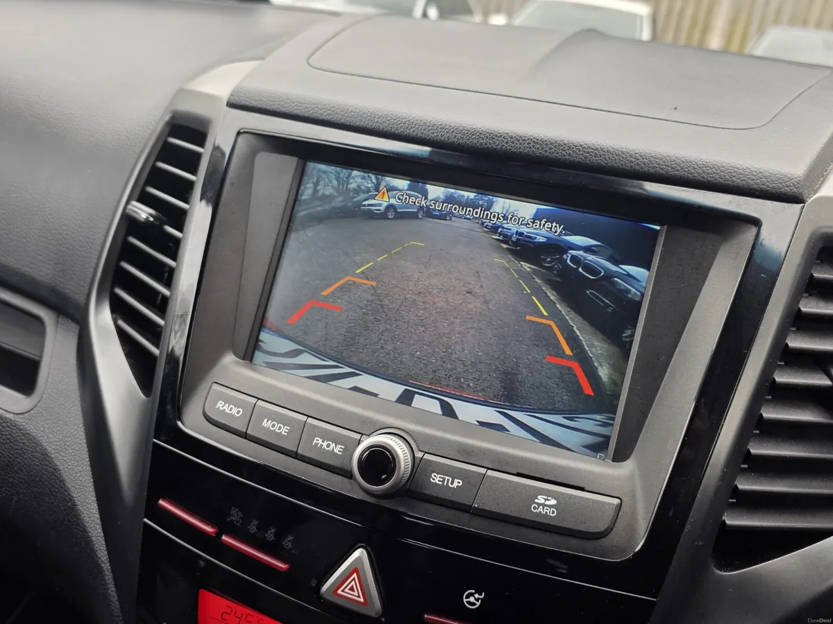 SsangYong Tivoli 1.6 PETROL AUTOMATIC - Image 6