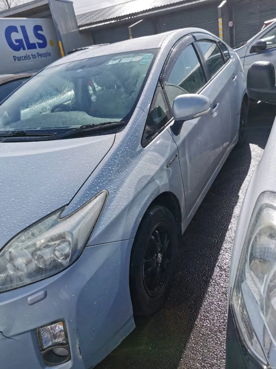 Toyota Prius - Image 2