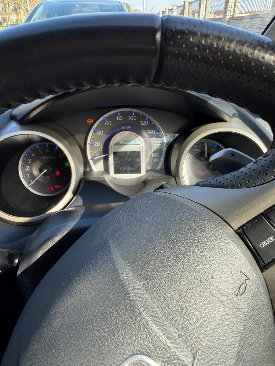 Honda fit 2011 automatic - Image 2