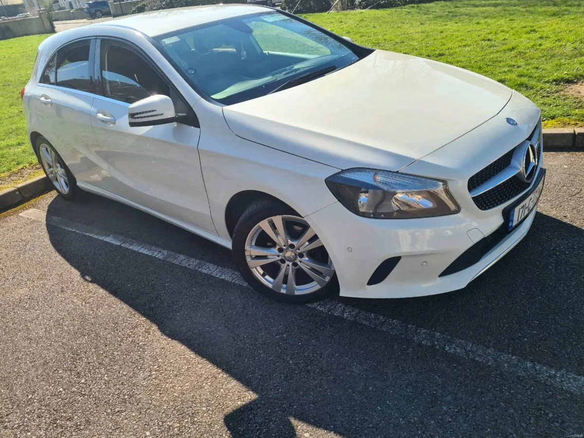 Mercedes A 180 D sport executive 2017 1.5d - Image 1