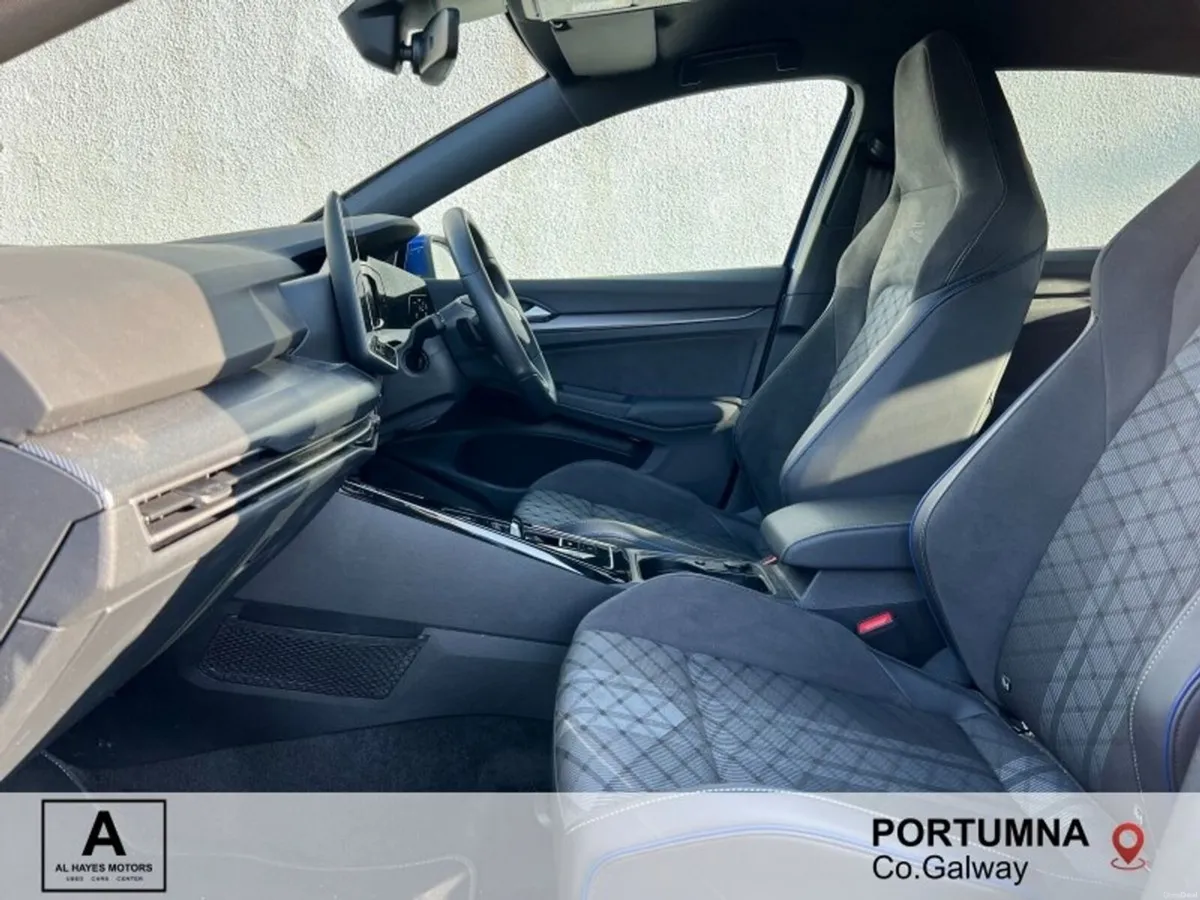 Volkswagen Golf AUTOMATIC R-LINE 2.0 TDI 150HP - Image 4