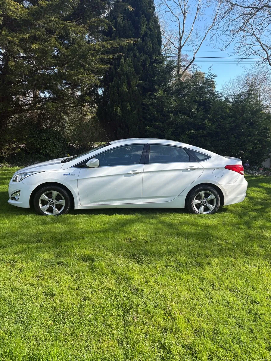 2014 Hyundai i40 - Image 2