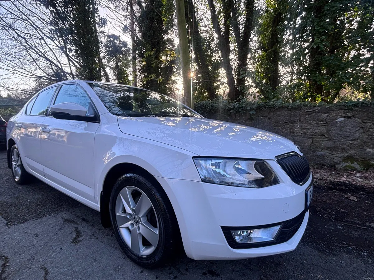 Skoda Octavia 1.6Tdi Ambition - Image 1