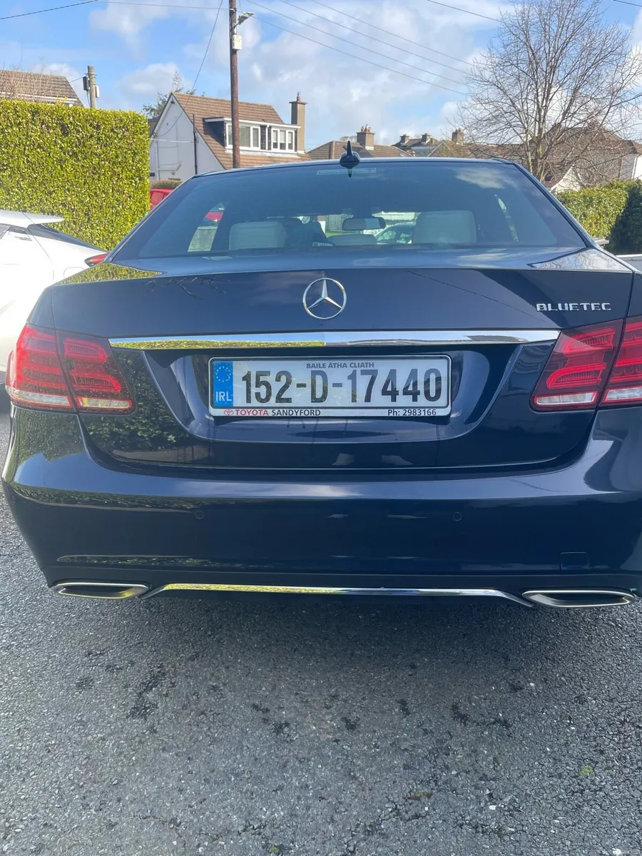 Mercedes Benz E200 Bluetec Avant - Image 4