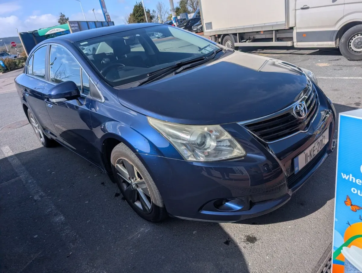 Toyota Avensis - Image 2