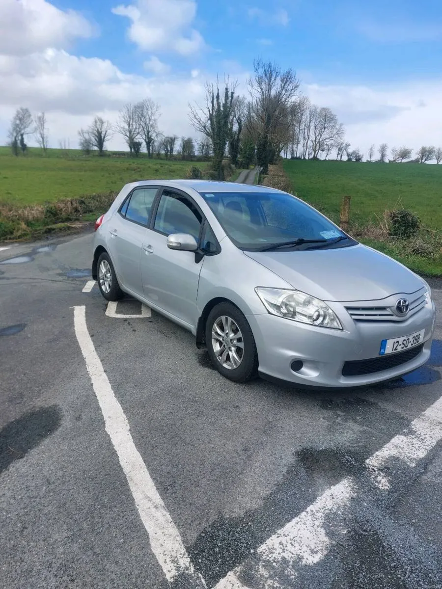 Toyota auris - Image 2