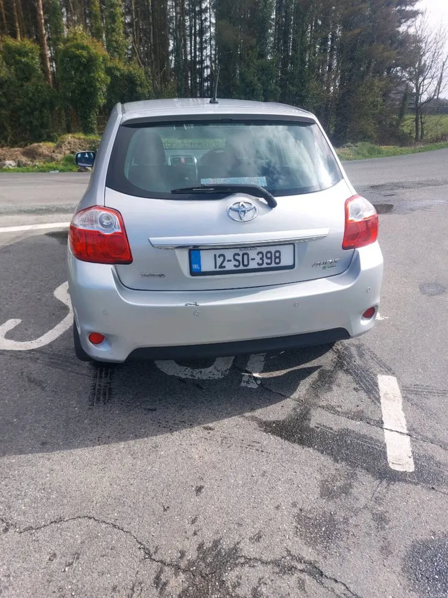 Toyota auris - Image 4