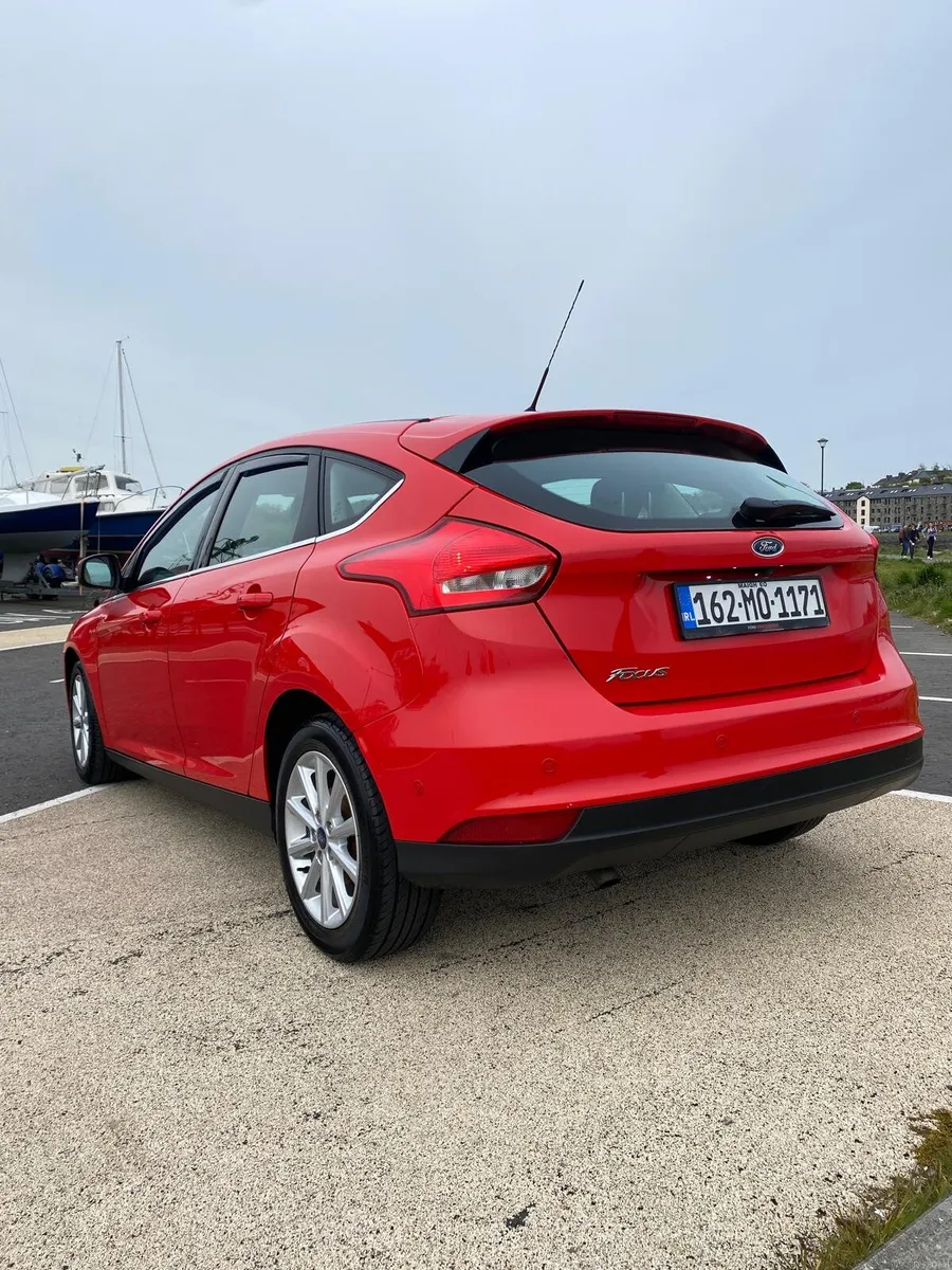 Ford Focus - Image 4