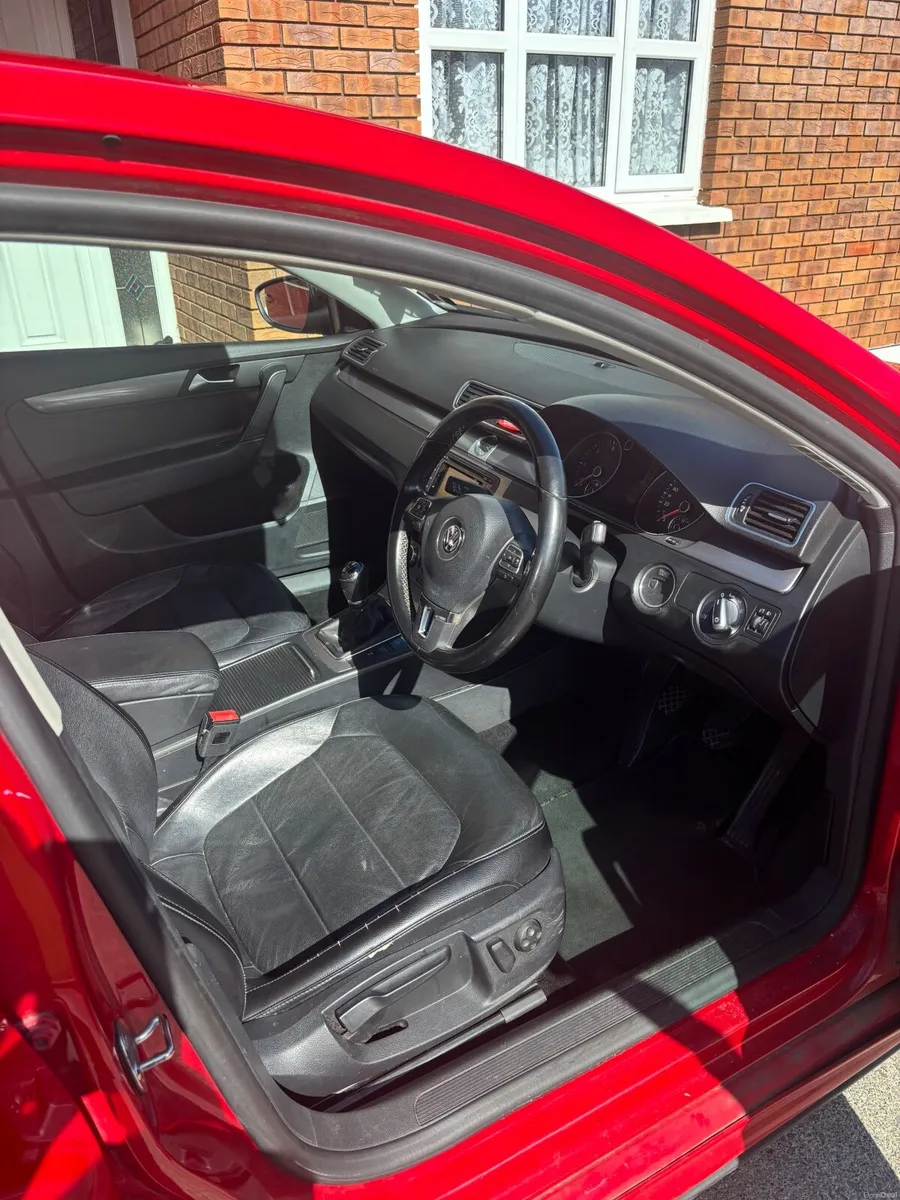 Volkswagen Passat 2014 - Image 4