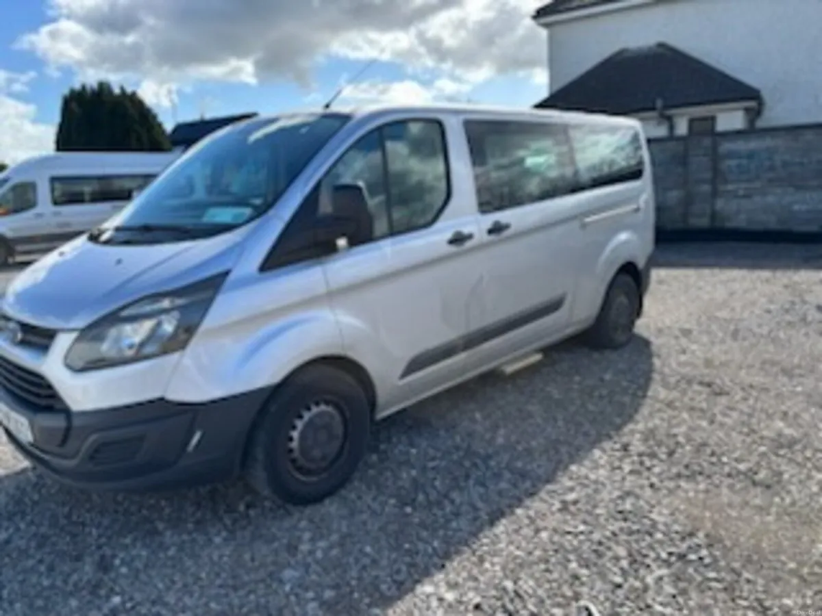 Ford transit custom Tourneo 9seats - Image 3