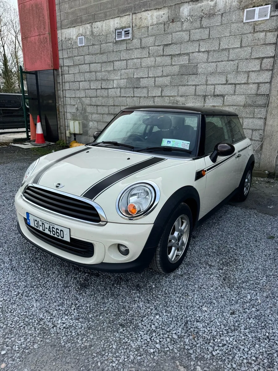 MINI First 2013 - Image 1