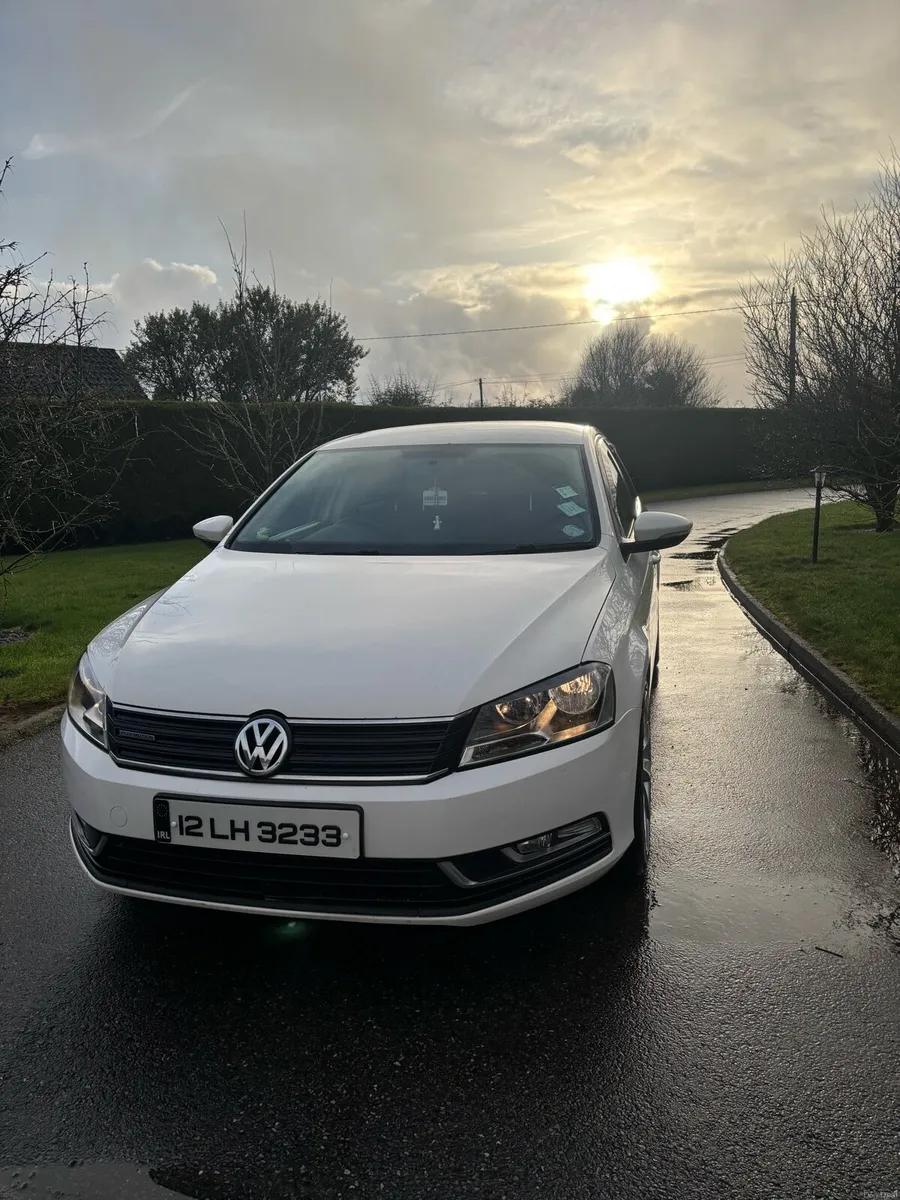 2012 Passat - Image 3