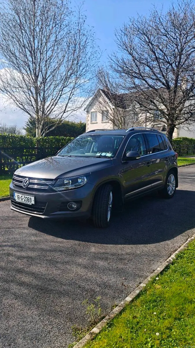 2016 Volkswagen Tiguan 2.0 TDI - Image 3